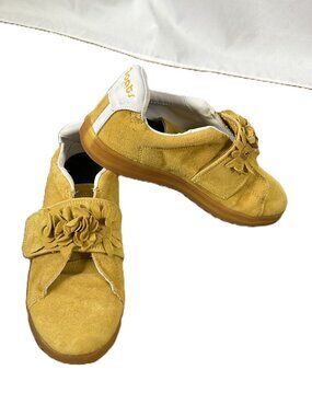Goats Youth Suede Shoes Flower Detail Golden Yellow 3.5